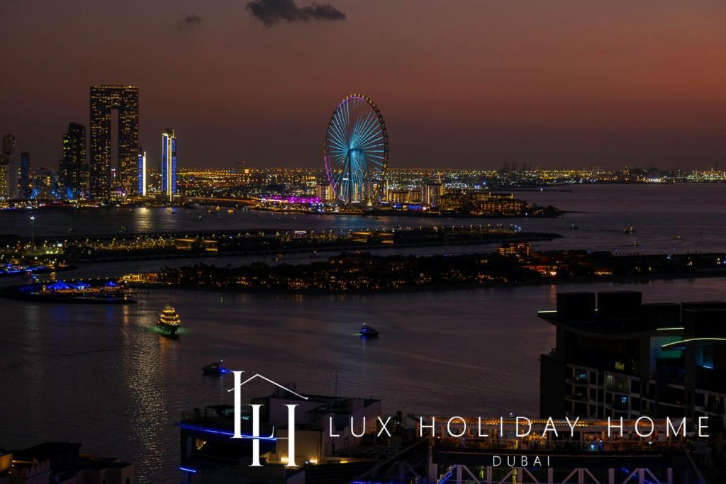 Lux Iconic Views At The Palm Tower Suite 2 Дубай Экстерьер фото